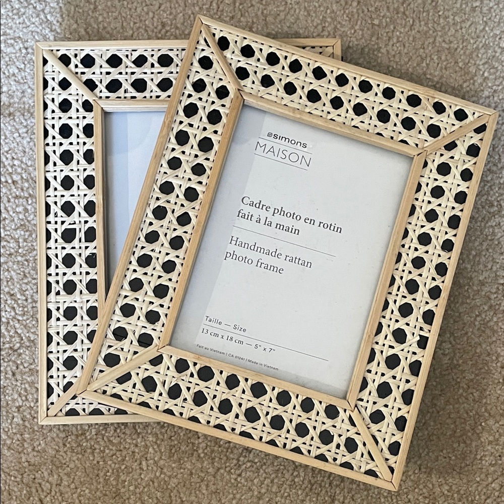 🚨 Last Day 🚨 Rattan Photo Frames x 2